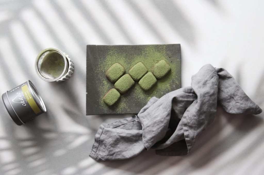 Çikolatalı ve Matchalı Trüf | Chado Tea